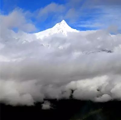 国】达瓦更扎看云海不朽情缘版【大美中